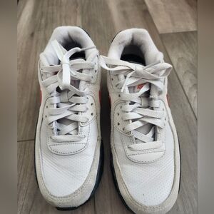 Boy's Nike Air Max 90 SE Size 5Y